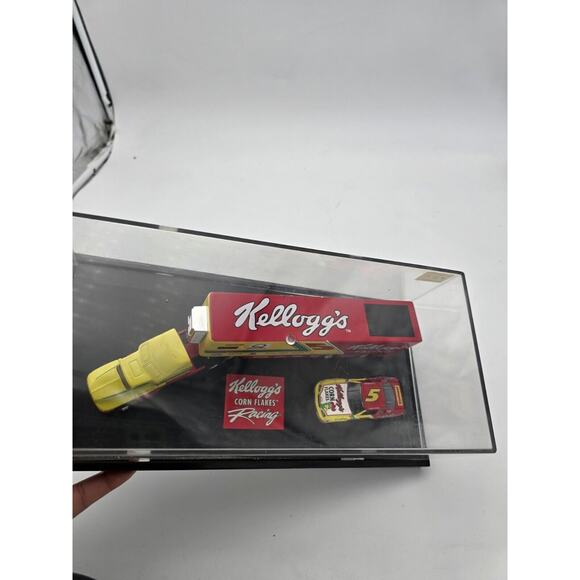 Rare Nascar #5 Terry Labonte Kellogg's Hauler & Car Diecast Matchbox Transporter - Picture 3 of 7